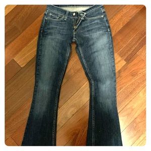 LEVI JEANS - too super low 524